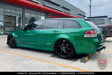 20x8.5 20x9.5 Simmons FR-1 Gloss Black on Holden Commodore VE