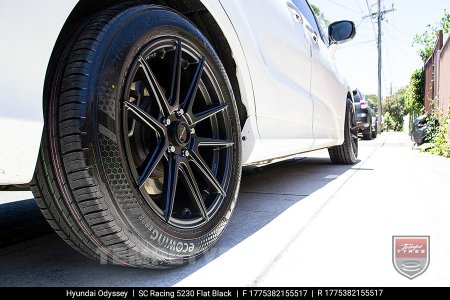 17x7.5 SC Racing 5230 Flat Black on Hyundai Odyssey