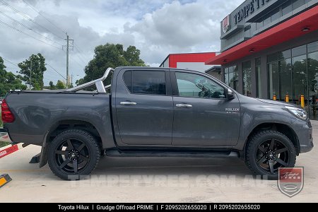 20x9.5 Grudge Offroad PRIME on Toyota Hilux