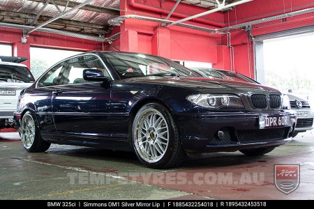 18x8.5 18x9.5 Simmons OM-1 Silver on BMW 3 SERIES