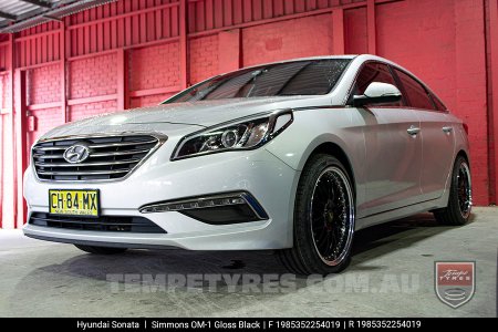 19x8.5 19x9.5 Simmons OM-1 Gloss Black on Hyundai Sonata