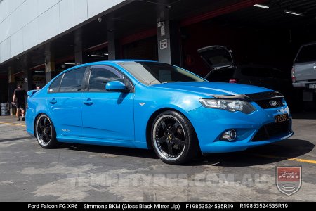 19x8.5 19x9.5 Simmons FR-1 Gloss Black on Ford Falcon