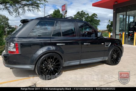 22x10 1195 Autobiography Black on Range Rover Sport