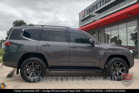 20x9.5 Grudge Offroad ASSAULT Hyper Dark on Toyota Landcruiser