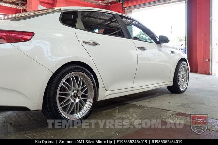 19x8.5 19x9.5 Simmons OM-1 Silver on Kia Optima