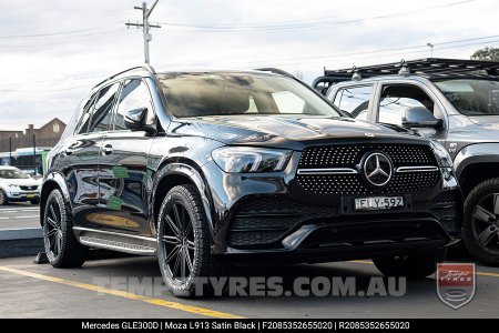 18x8.0 MOZA 913 Nighthawk Satin Black on Mercedes GLE