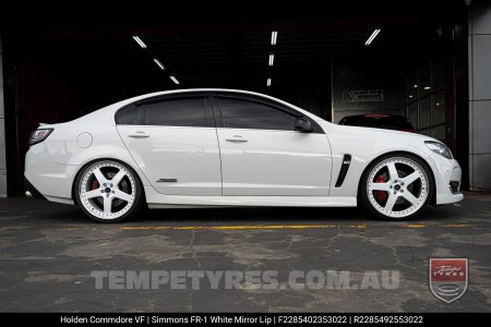 22x8.5 22x9.5 Simmons FR-1 White on Holden Commodore VF