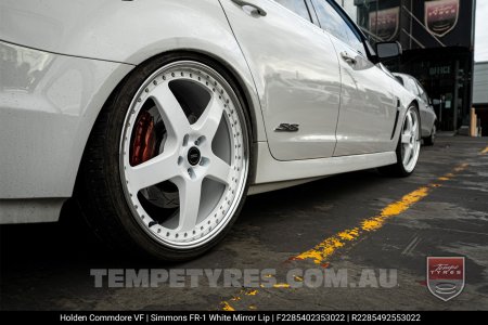 22x8.5 22x9.5 Simmons FR-1 White on Holden Commodore VF