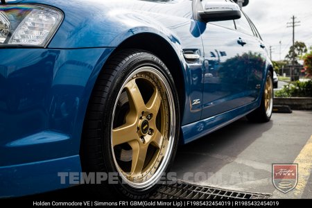 19x8.5 19x9.5 Simmons FR-1 Gold on Holden Commodore VE