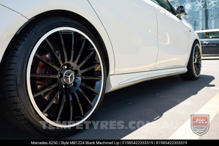 19x8.5 19x9.5 1224 MB1224 Black on Mercedes A-Class