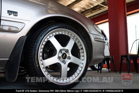 19x8.5 19x9.5 Simmons FR-1 Silver on Ford LTD