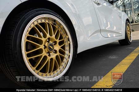 18x8.5 18x9.5 Simmons OM-1 Gold on Hyundai Veloster