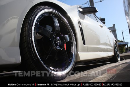 22x8.5 22x9.5 Simmons FR-1 Gloss Black Mirror Lip on Holden Commodore VF