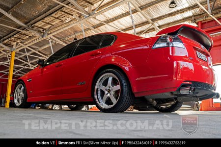 19x8.5 19x9.5 Simmons FR-1 Silver on Holden Commodore VE