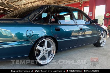 20x8.5 20x9.5 Walky Silver on Holden Commodore VS