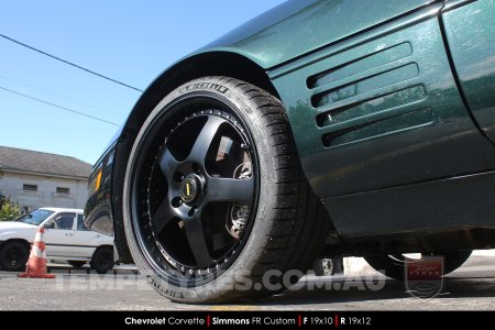 Custom Simmons Wheels on Chevrolet Corvette