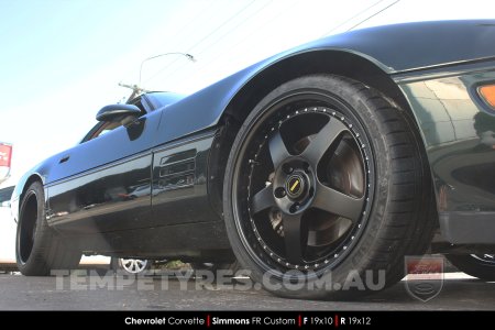 Custom Simmons Wheels on Chevrolet Corvette