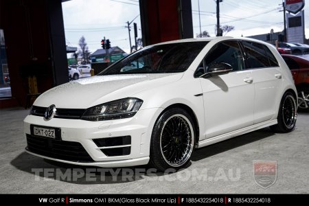 18x7.0 18x8.5 Simmons OM-1 Gloss Black on VW Golf R