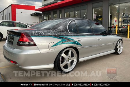 20x8.5 20x9.5 Simmons FR-1 Silver on Holden Commodore VY