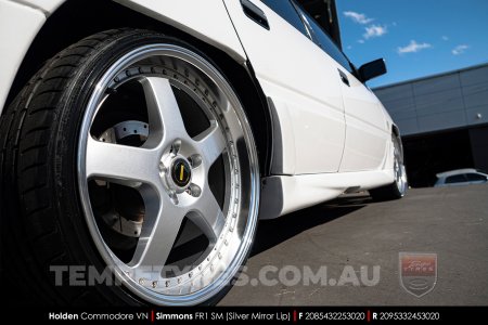 20x8.5 20x9.5 Simmons FR-1 Silver on Holden Commodore VN