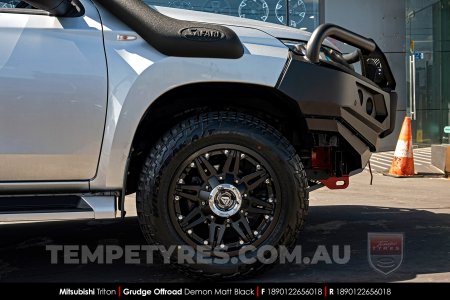 18x9.0 Grudge Offroad DEMON on Mitsubishi Triton