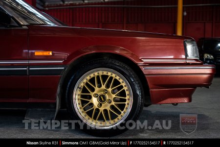 17x7.0 17x8.5 Simmons OM-1 Gold on Nissan Skyline