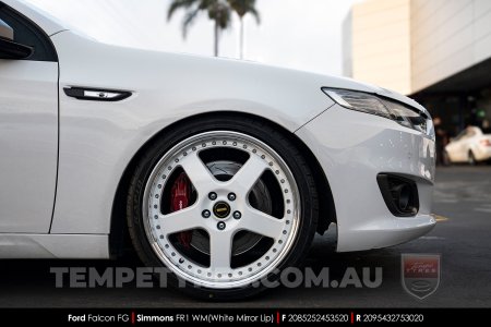 20x8.5 20x9.5 Simmons FR-1 White on Ford Falcon