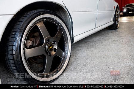 20x8.5 20x9.5 Simmons FR-1 Hyper Dark on Holden Commodore VT