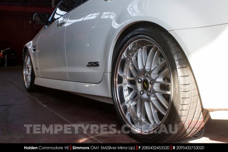 20x8.5 20x9.5 Simmons OM-1 Silver on Holden Commodore VE