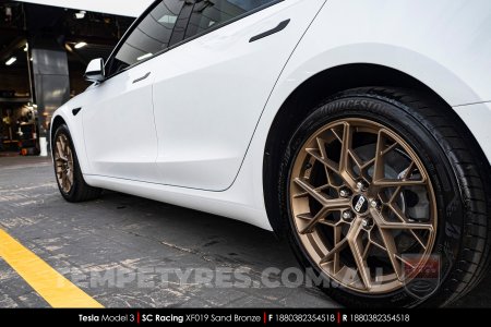 18x8.0 SC Racing XF019 Sand Bronze on Tesla Model 3