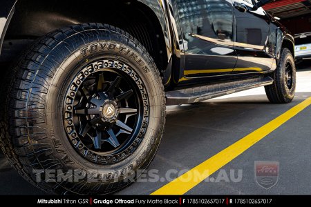 17x8.5 Grudge Offroad F1 Fury Matte Black on Mitsubishi Triton