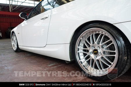 18x8.5 18x9.5 Simmons OM-1 Silver on BMW 3 Series