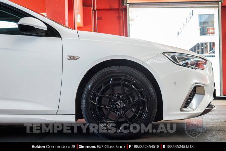 18x8.5 Simmons EU7 Gloss Black on Holden Commodore ZB