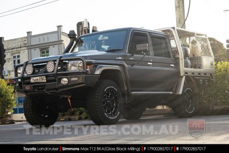 17x9.0 Simmons MAX T12 BKA on Toyota Landcruiser 79 series