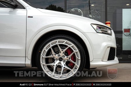 20x8.5 Simmons EU7 Silver Machined Face on Audi RS Q3