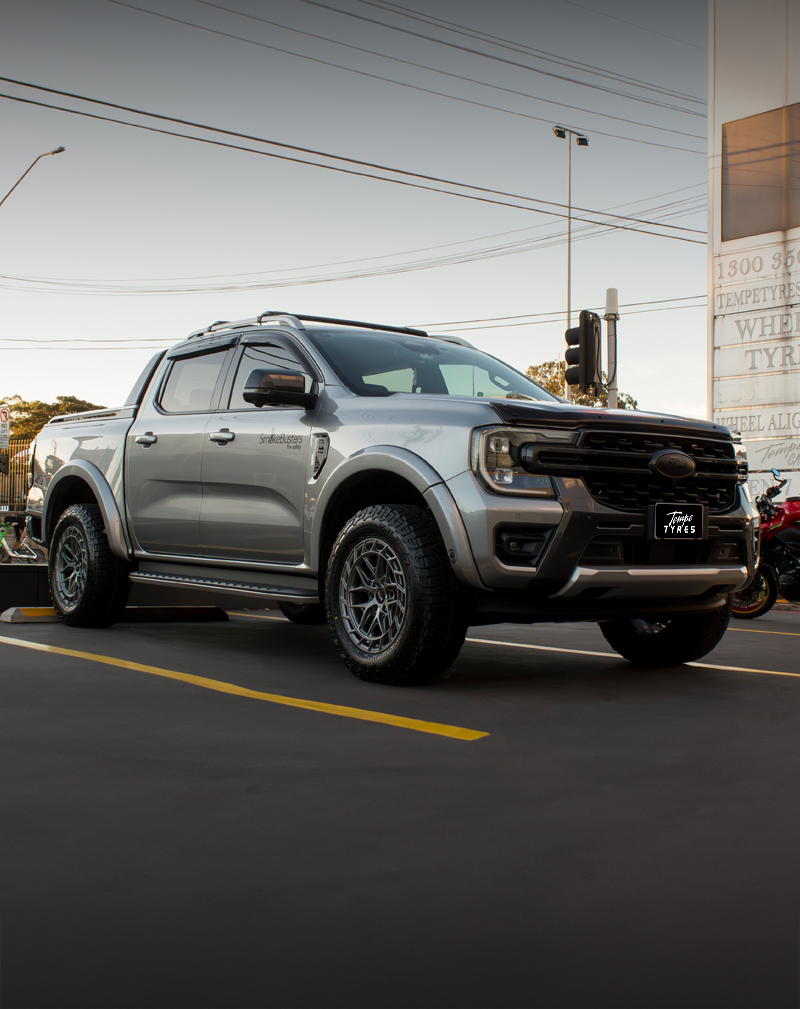 18x9.0 Simmons Rugged Ultra Matte Gunmetal on Ford Ranger