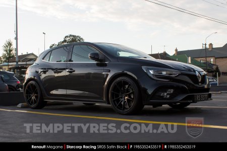 19x8.5 Starcorp Racing SR05 Satin Black on Renault Magane