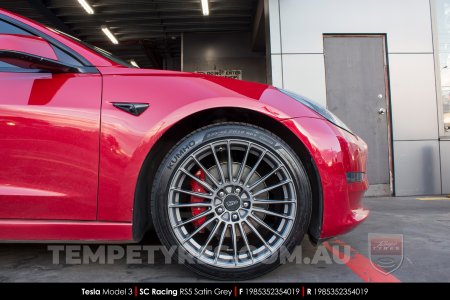 19x8.5 SC Racing RS5 Satin Grey on Tesla Model 3