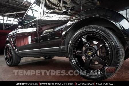 22x8.5 22x9.5 Simmons FR-1 Full Gloss Black on Land Rover Discovery