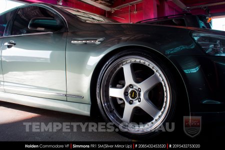 20x8.5 20x9.5 Simmons FR-1 Silver on Holden Commodore VF