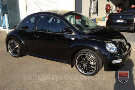 18x8.5 Lenso Eurostyle 7 ES7 on VW BEETLE