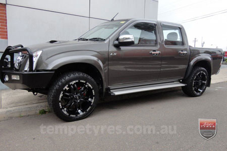 20x9.0 Ballistic Wizard on ISUZU D-MAX 