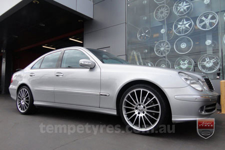 19x8.5 19x9.5 C63 Limited GM on MERCEDES E CLASS