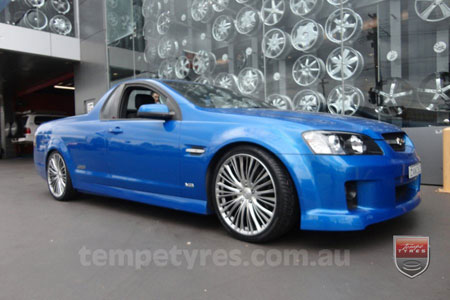10x7.0 Starcorp E Series on HOLDEN COMMODORE VE