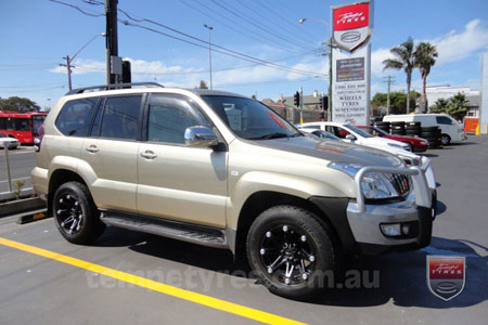 17x9.0 Ballistic Jester on TOYOTA PRADO