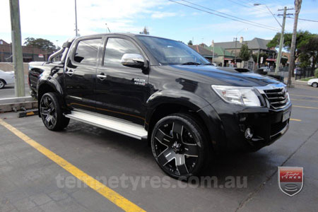 22x9.5 Ballistic Hyjak on TOYOTA HILUX SR5