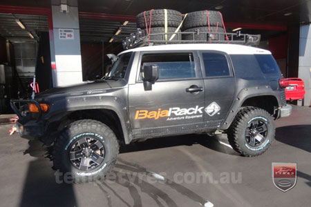 16x8.0 Ballistic Hyjak on TOYOTA FJ CRUISER