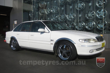 18x8.5 Starcorp Impul on FORD FALCON