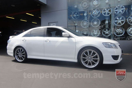 20x8.5 20x9.5 Lenso OP1 on TOYOTA AURION