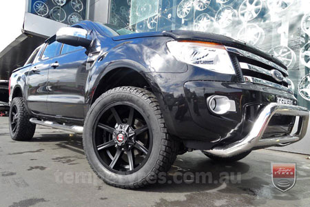 20x9.0 Ballistic Razorback on FORD RANGER